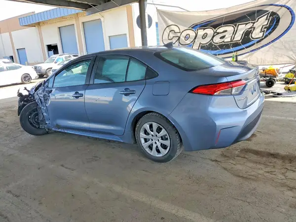 5YFB4MDE3RP100266 2024 TOYOTA COROLLA - Image 2