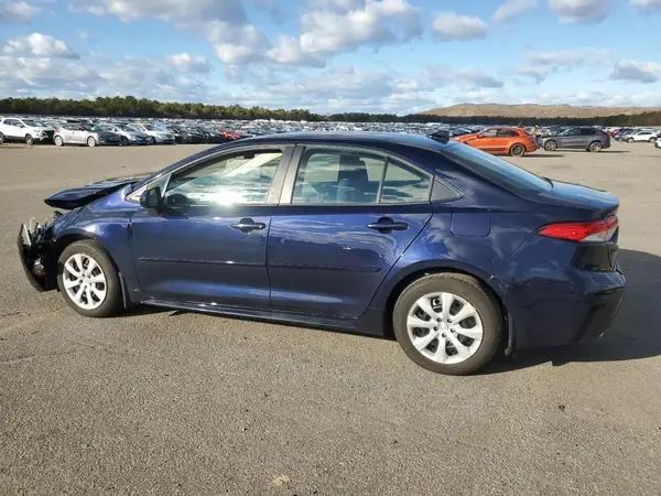 5YFB4MDE3RP102437 2024 TOYOTA COROLLA - Image 2