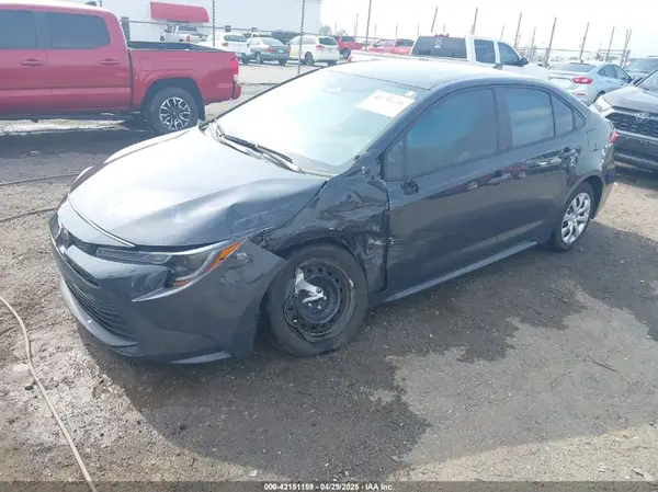 5YFB4MDE3RP109873 2024 TOYOTA COROLLA - Image 2