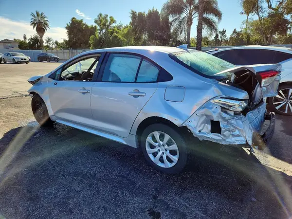 5YFB4MDE3RP125653 2024 TOYOTA COROLLA - Image 2