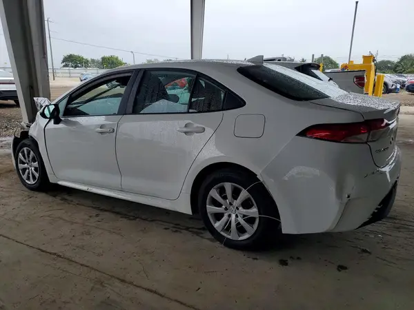 5YFB4MDE3RP131310 2024 TOYOTA COROLLA - Image 2
