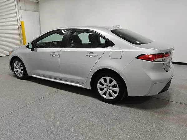 5YFB4MDE3RP132229 2024 TOYOTA COROLLA - Image 2