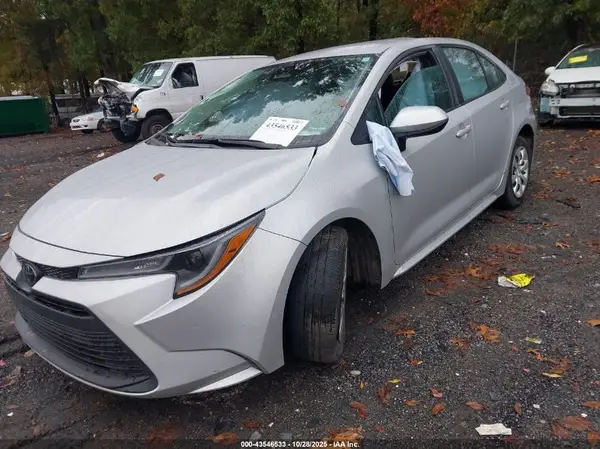 5YFB4MDE3RP134126 2024 TOYOTA COROLLA - Image 2
