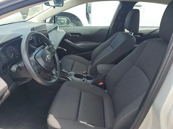 5YFB4MDE3RP137575 2024 TOYOTA COROLLA - Image 2