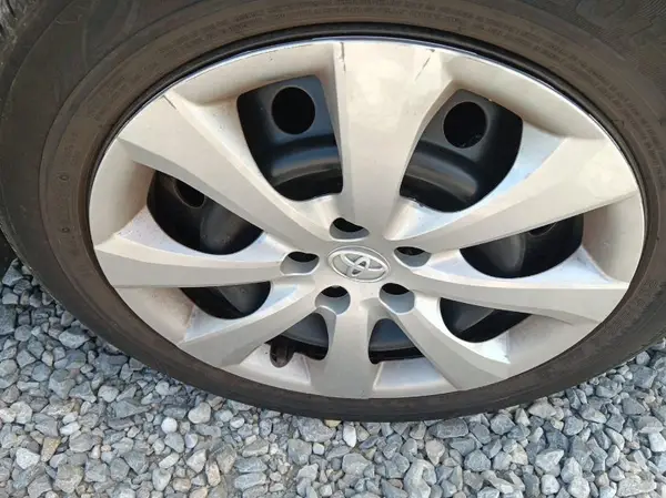 5YFB4MDE3RP138760 2024 TOYOTA COROLLA - Image 2