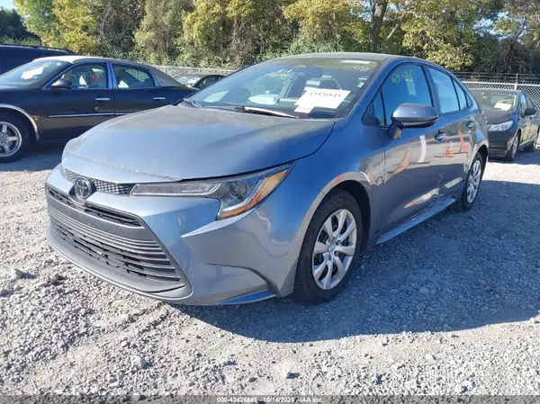 5YFB4MDE3RP141707 2024 TOYOTA COROLLA - Image 2