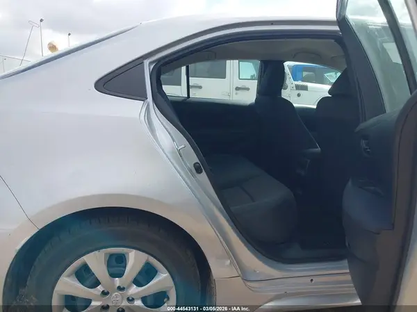 5YFB4MDE3RP143439 2024 TOYOTA COROLLA - Image 8