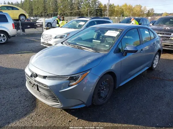 5YFB4MDE3RP146566 2024 TOYOTA COROLLA - Image 2