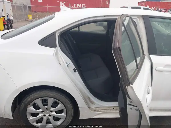 5YFB4MDE3RP147961 2024 TOYOTA COROLLA - Image 8