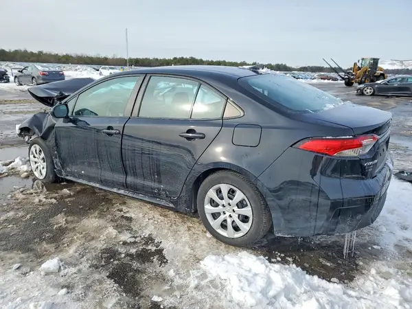 5YFB4MDE3RP152027 2024 TOYOTA COROLLA - Image 2