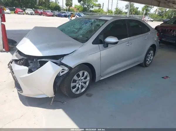 5YFB4MDE3RP153470 2024 TOYOTA COROLLA - Image 2