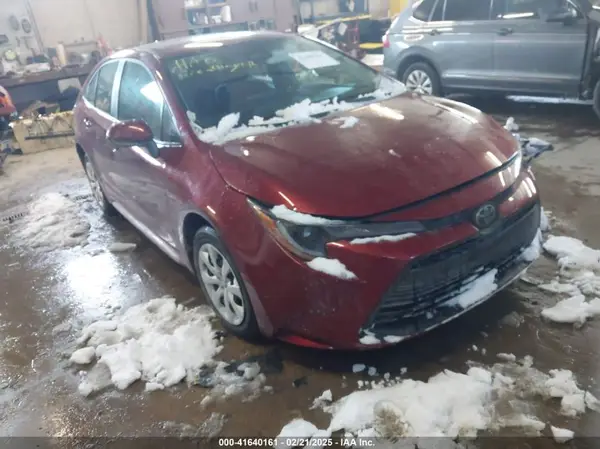 5YFB4MDE3RP153565 2024 TOYOTA COROLLA - Image 1