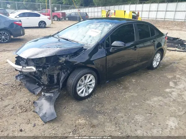 5YFB4MDE3RP165070 2024 TOYOTA COROLLA - Image 2