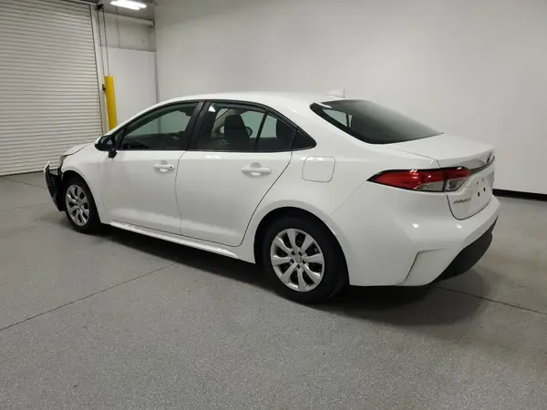 5YFB4MDE3RP165117 2024 TOYOTA COROLLA - Image 2