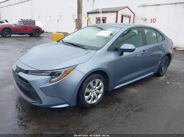 5YFB4MDE3RP166770 2024 TOYOTA COROLLA - Image 2