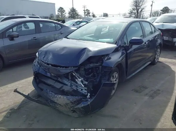 5YFB4MDE3RP167417 2024 TOYOTA COROLLA - Image 2