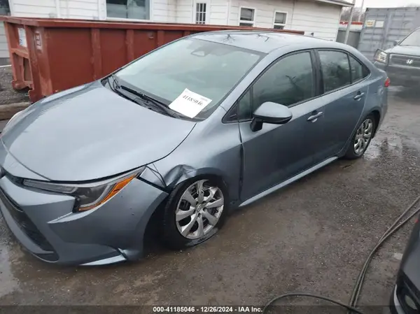 5YFB4MDE3RP172262 2024 TOYOTA COROLLA - Image 2