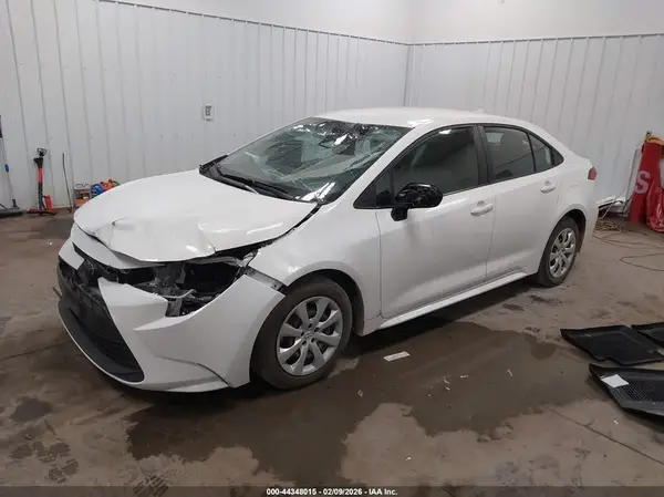 5YFB4MDE3RP173752 2024 TOYOTA COROLLA - Image 2