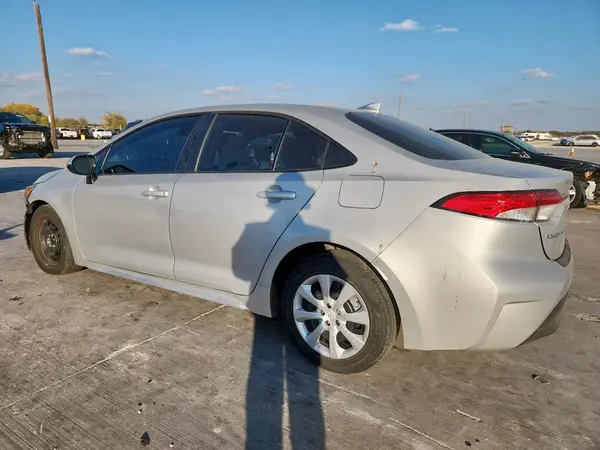 5YFB4MDE3RP175291 2024 TOYOTA COROLLA - Image 2