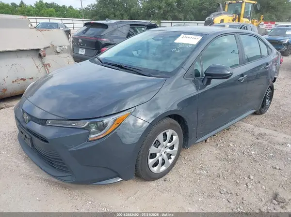 5YFB4MDE3RP175923 2024 TOYOTA COROLLA - Image 2