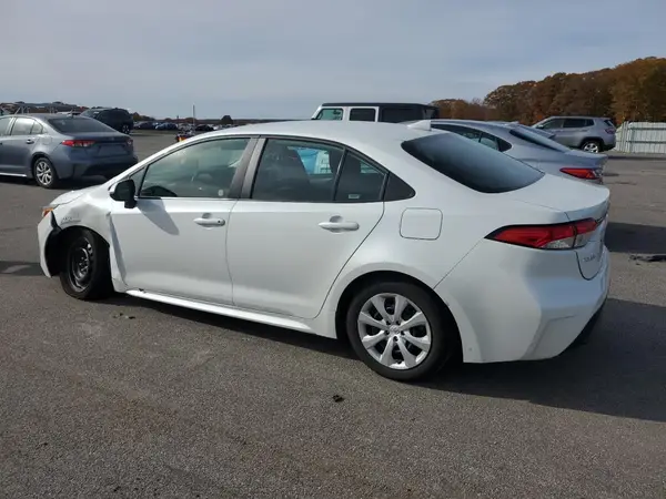 5YFB4MDE3RP176599 2024 TOYOTA COROLLA - Image 2