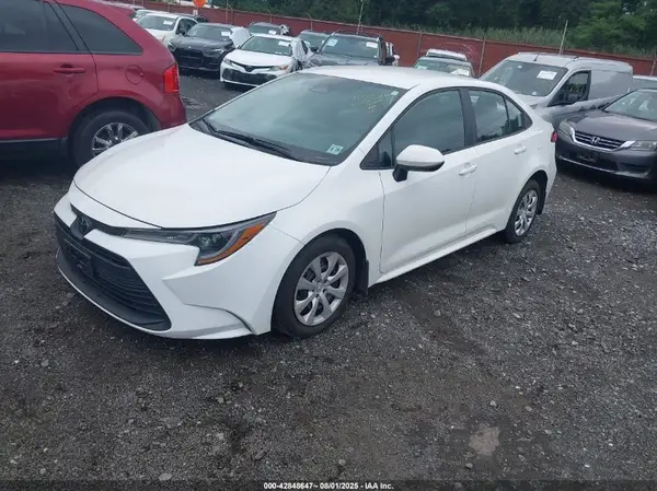 5YFB4MDE3RP178577 2024 TOYOTA COROLLA - Image 2