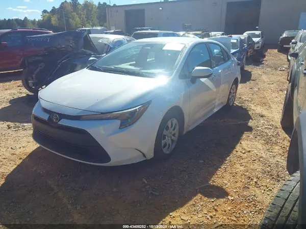 5YFB4MDE3RP192477 2024 TOYOTA COROLLA - Image 2
