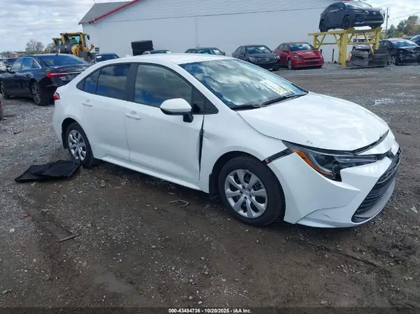 5YFB4MDE3RP195282 2024 TOYOTA COROLLA - Image 1