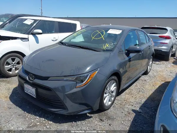5YFB4MDE3RP195850 2024 TOYOTA COROLLA - Image 2