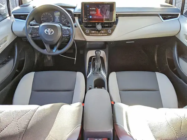 5YFB4MDE3RP202747 2024 TOYOTA COROLLA - Image 8