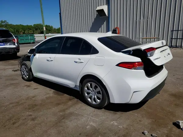 5YFB4MDE3RP209391 2024 TOYOTA COROLLA - Image 2