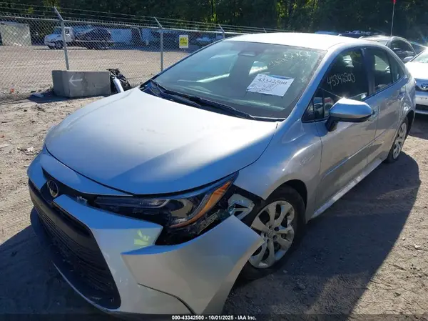 5YFB4MDE3RP210329 2024 TOYOTA COROLLA - Image 2