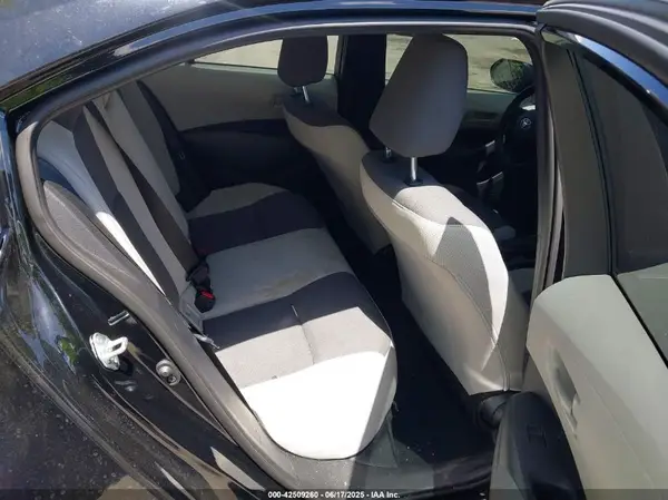 5YFB4MDE3RP210539 2024 TOYOTA COROLLA - Image 8