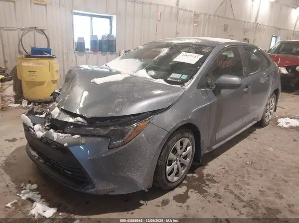 5YFB4MDE3RP213604 2024 TOYOTA COROLLA - Image 2