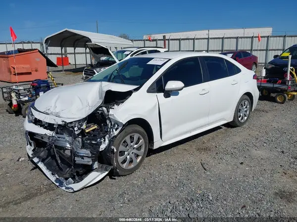 5YFB4MDE3RP220598 2024 TOYOTA COROLLA - Image 2