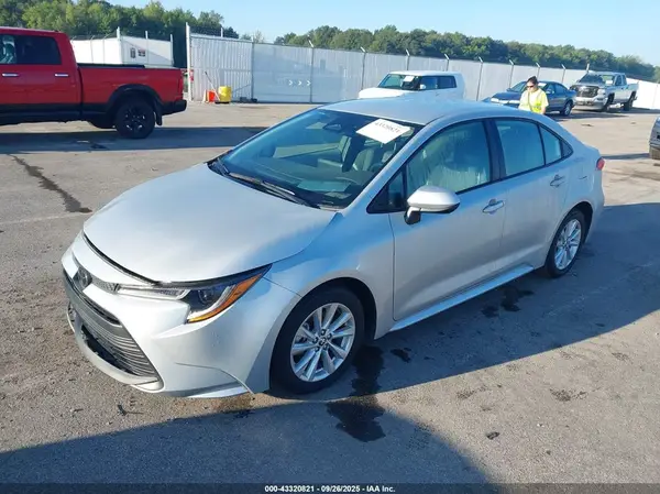 5YFB4MDE3SP243109 2025 TOYOTA COROLLA - Image 2