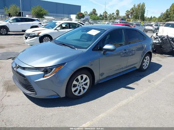 5YFB4MDE3SP253378 2025 TOYOTA COROLLA - Image 2