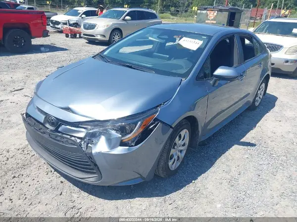 5YFB4MDE3SP256474 2025 TOYOTA COROLLA - Image 2