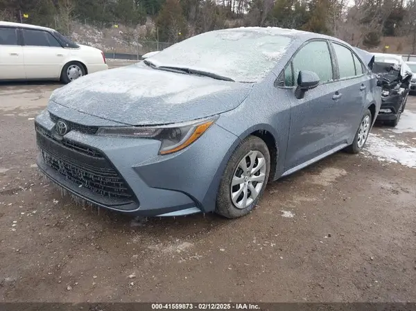 5YFB4MDE3SP258130 2025 TOYOTA COROLLA - Image 2