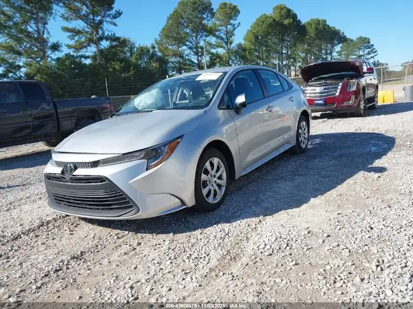 5YFB4MDE3SP258399 2025 TOYOTA COROLLA - Image 2
