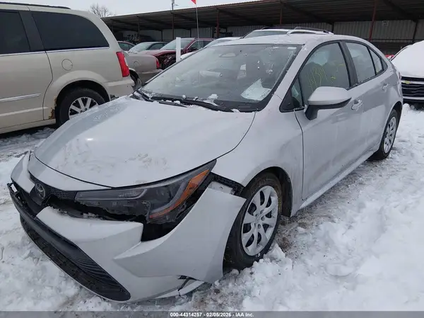 5YFB4MDE3SP269550 2025 TOYOTA COROLLA - Image 2