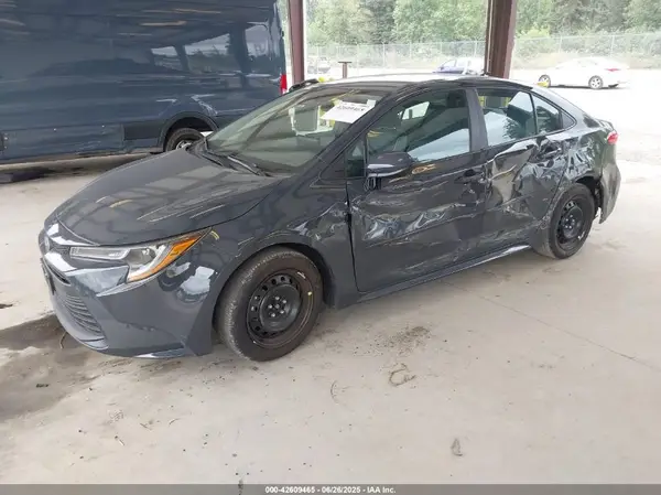 5YFB4MDE3SP282363 2025 TOYOTA COROLLA - Image 2
