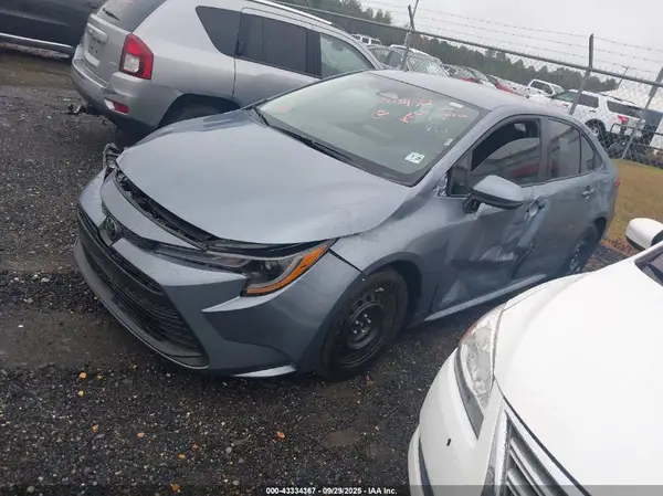 5YFB4MDE3SP286090 2025 TOYOTA COROLLA - Image 2