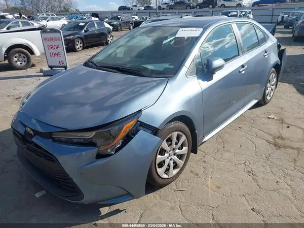 5YFB4MDE3SP287661 2025 TOYOTA COROLLA - Image 2