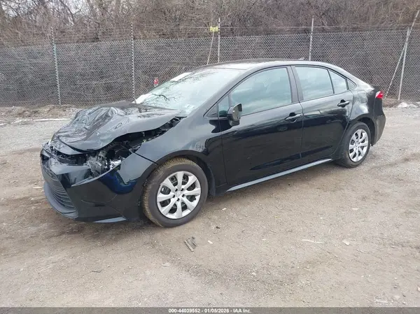 5YFB4MDE3SP288776 2025 TOYOTA COROLLA - Image 2