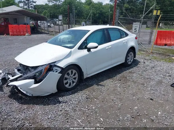 5YFB4MDE3SP288924 2025 TOYOTA COROLLA - Image 2