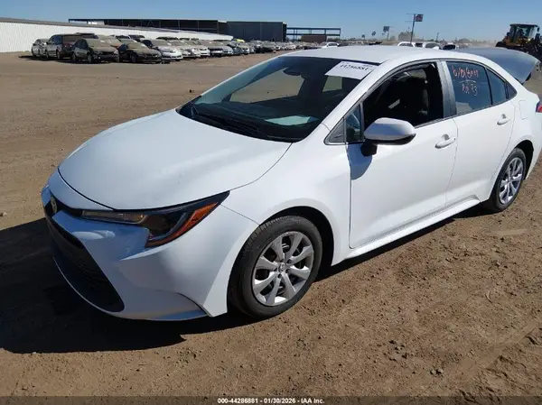5YFB4MDE3SP306709 2025 TOYOTA COROLLA - Image 2