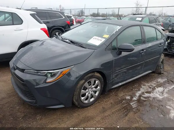 5YFB4MDE3SP311568 2025 TOYOTA COROLLA - Image 2