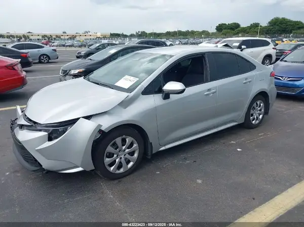 5YFB4MDE3SP312266 2025 TOYOTA COROLLA - Image 2