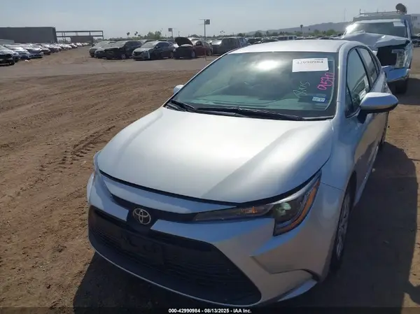 5YFB4MDE3SP322487 2025 TOYOTA COROLLA - Image 2